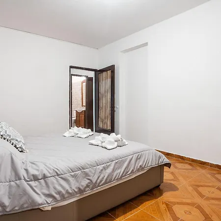 Maria House * Archangelos (Rhodes)